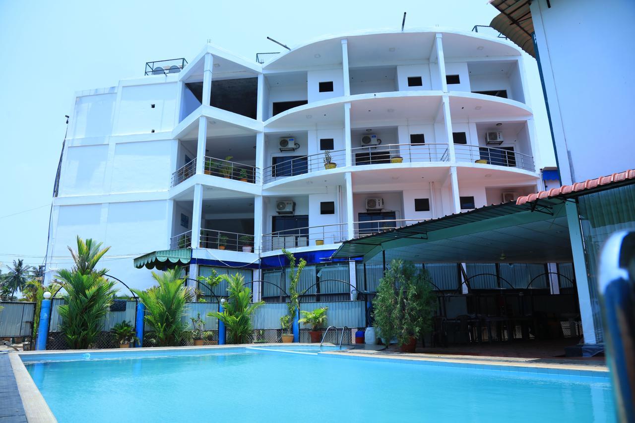 Hotel Nelly Vavuniya Exterior photo